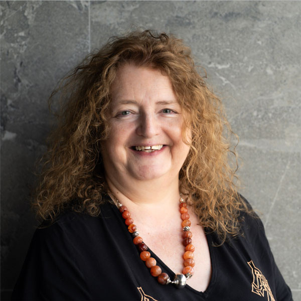 Anne Oxley